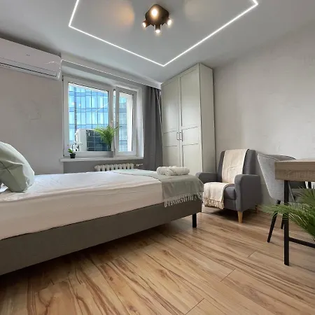 Emilii Plater 55 - Modern Full Lägenhet Warszawa