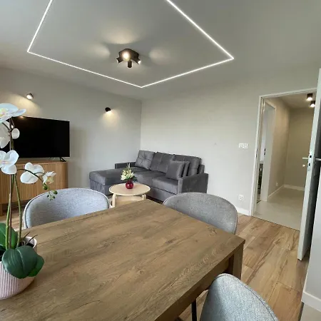 Apartment Emilii Plater 55 - Modern Full Warsaw